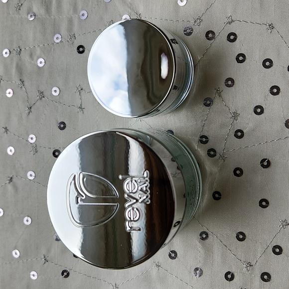 New Revel Nail Emerald Dip Powder - Picture 7 of 9